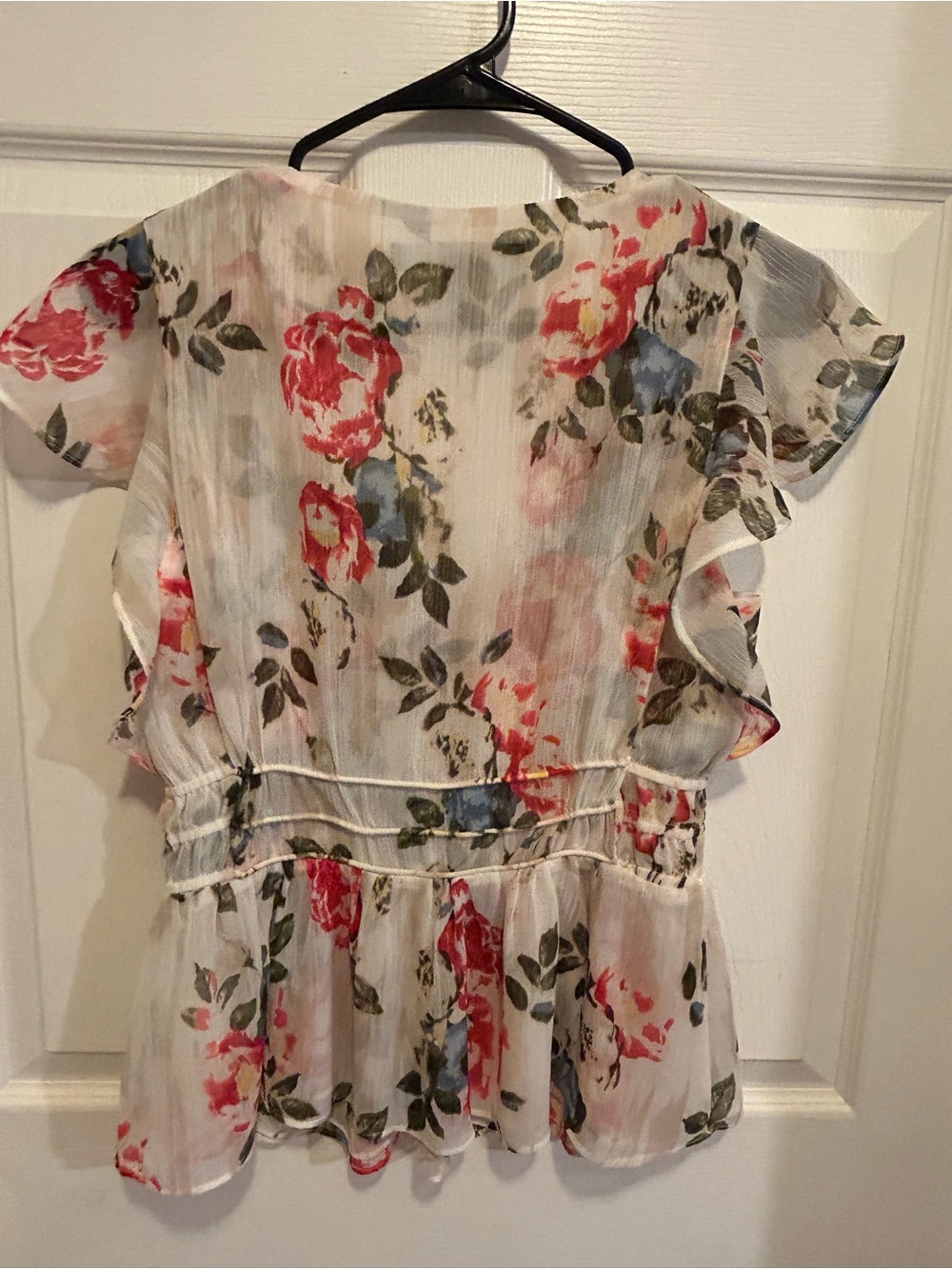 White House Black Market Cream Floral V-Neck Ruffle Blouse - Picture 4 of 6